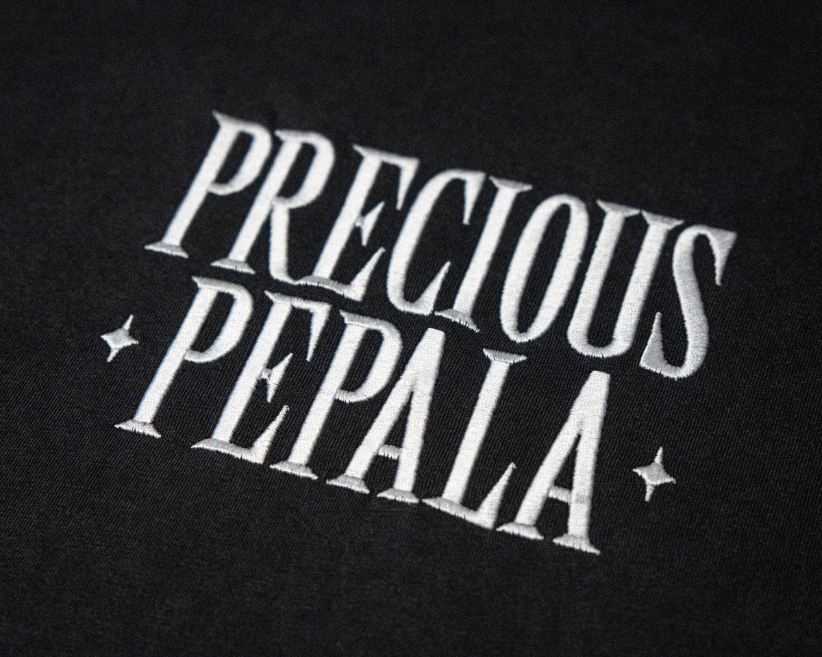 EMBROIDERED LOGO TEE