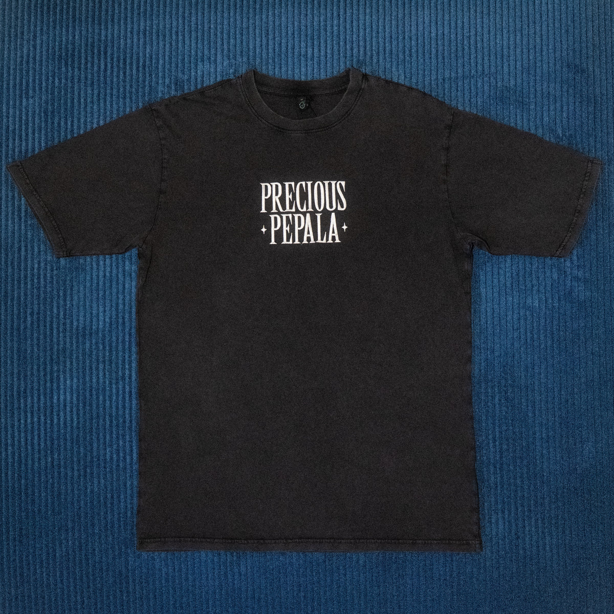 EMBROIDERED LOGO TEE