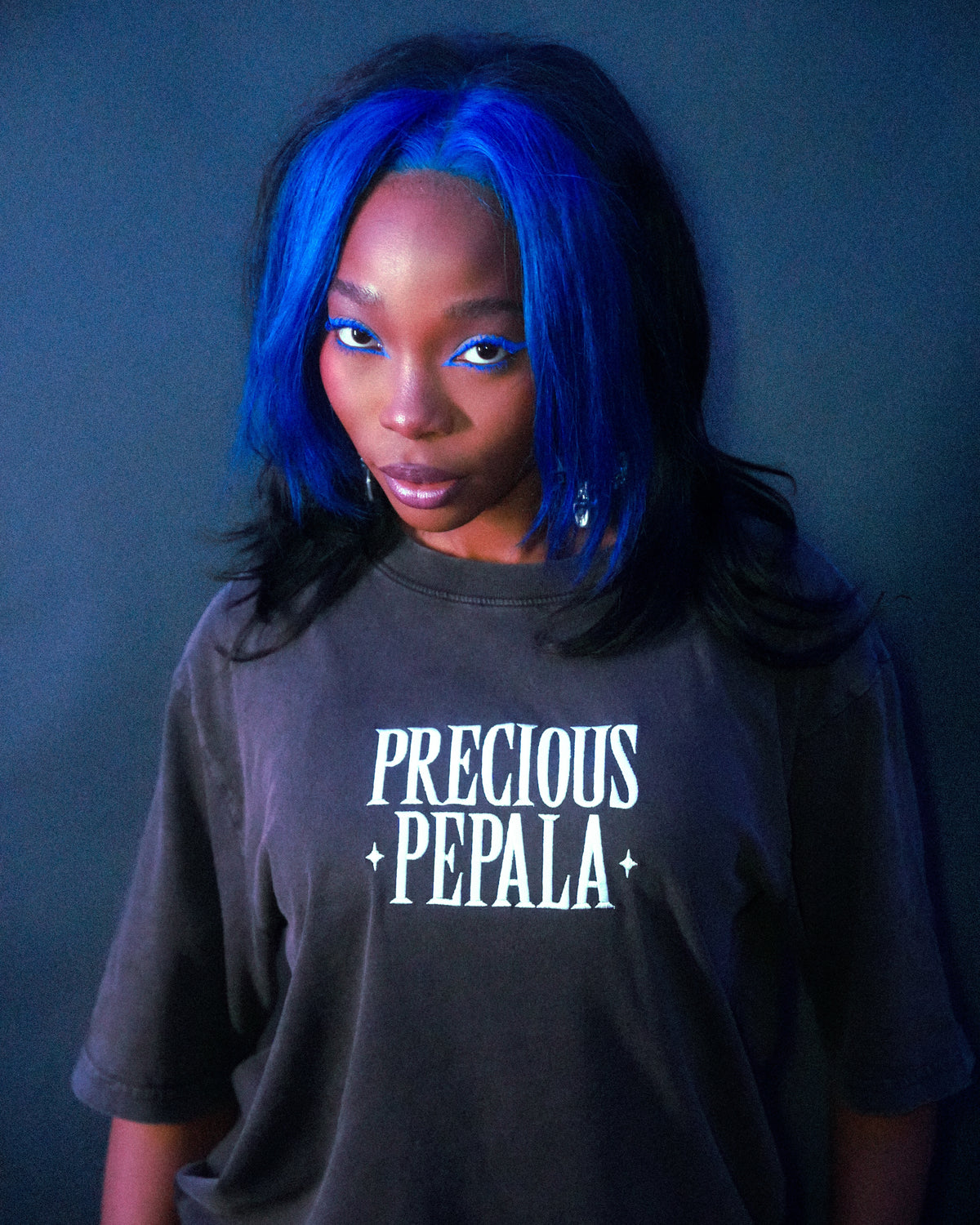 EMBROIDERED LOGO TEE